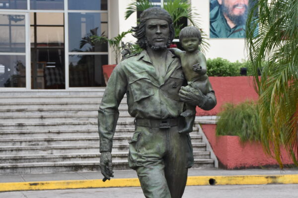 DAG 13 SANTA CLARA CHE GUEVARA