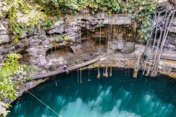 SFEERBEELD CENOTE