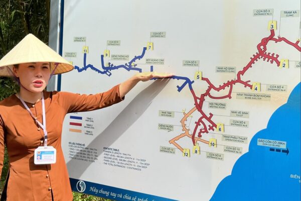 Dag 16 - Vinh Moc tunnels